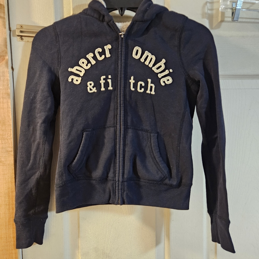 ABERCROMBIE KIDS SHERPA FULL ZIP HOODIE: OK CONDITION: SIZE SMALL